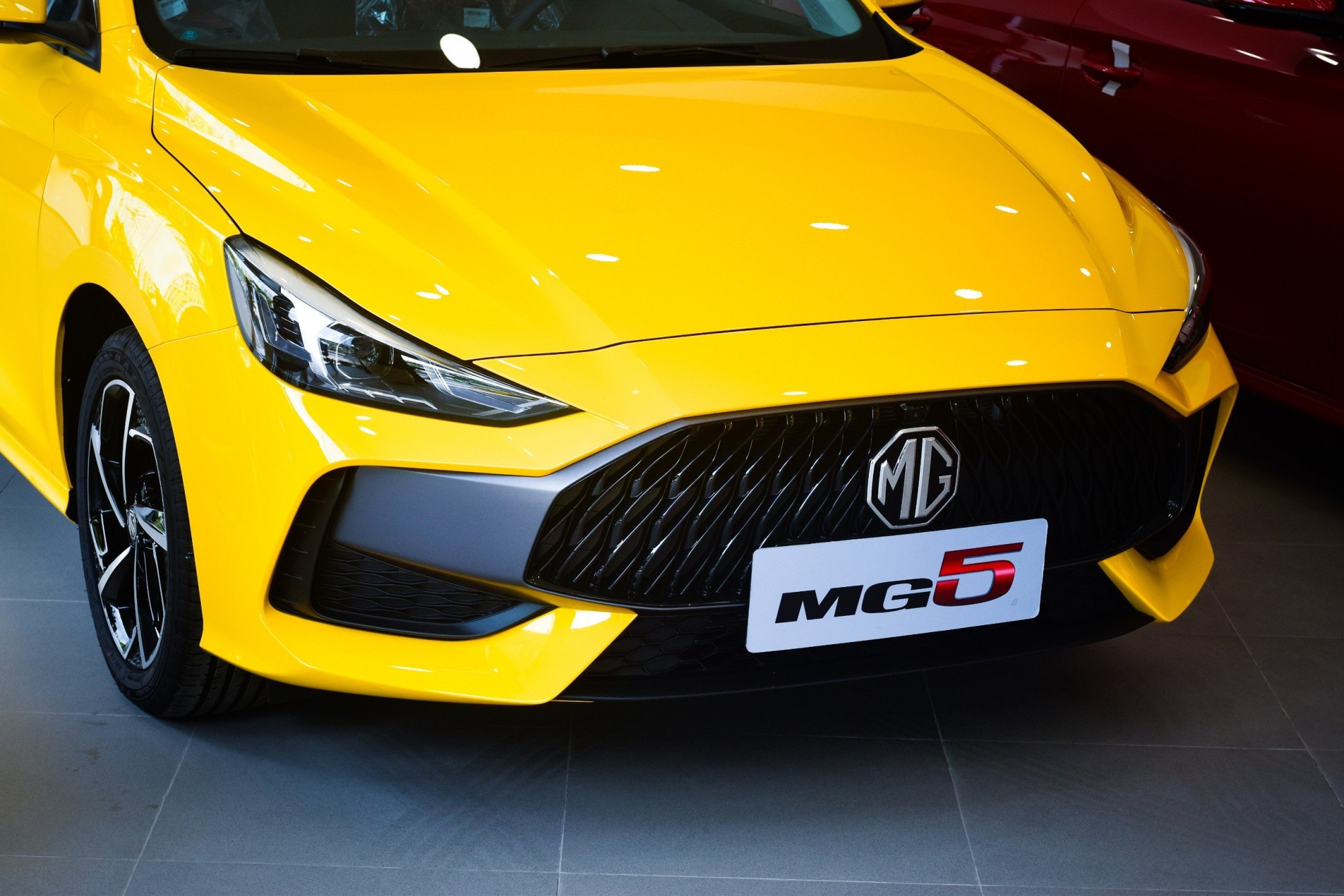 MG 5